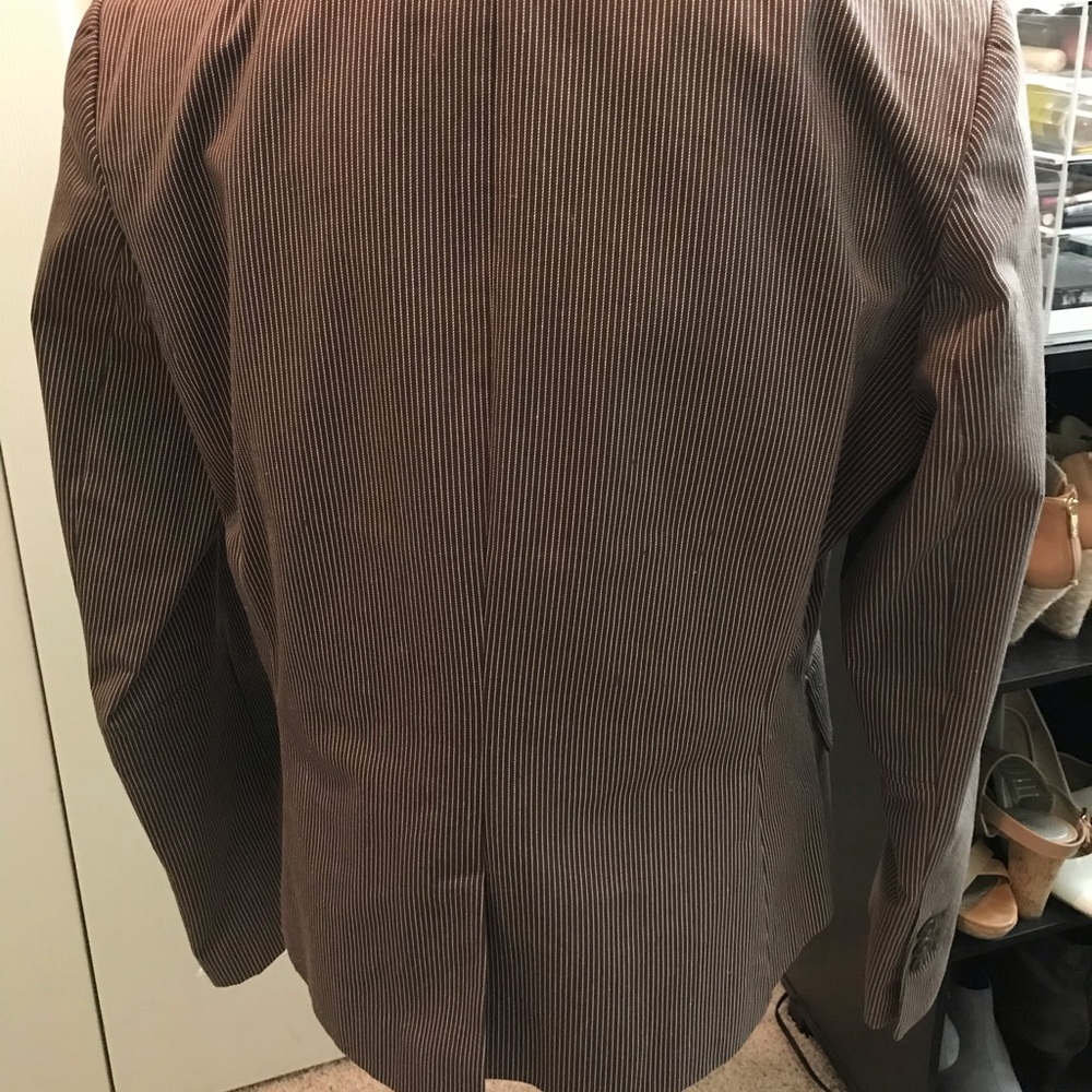 Vintage H&M brown & white pinstripe blazer - Picture 5 of 8